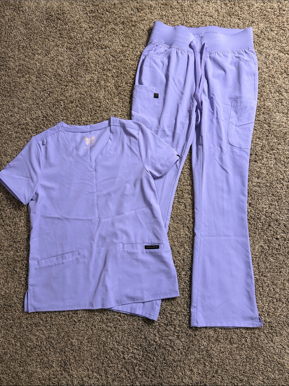 Women's Lavender Boot-Cut Scrub Set - Comfortable Medical Top & Pants